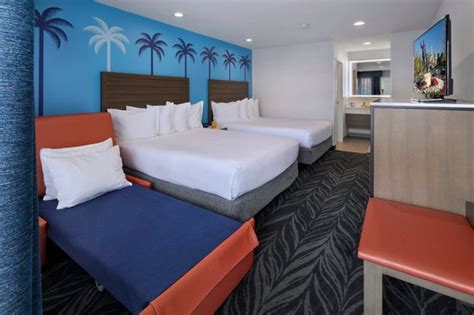 TROPICANA INN & SUITES - Updated 2018 Prices & Motel Reviews (Anaheim ...