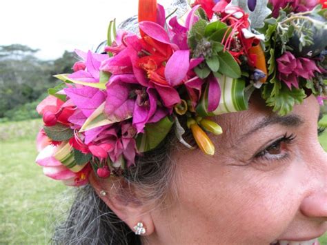 Haku Lei: Wearable Bouquets | Kauai.com