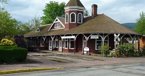 Northwest Railway Museum (Snoqualmie) - Visitor Information & Reviews