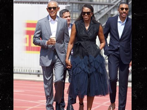 Barack, Michelle Obama Arrive for Sasha Obama's USC Graduation