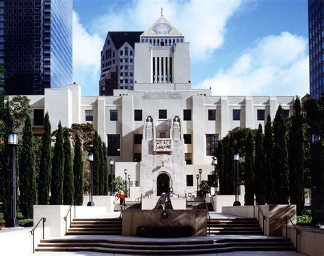 Los Angeles Public Library | Central library, California places to visit, Beautiful library