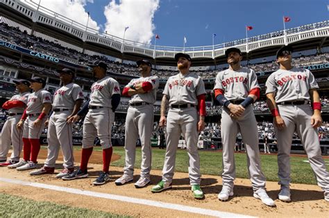 Red Sox broadcaster offers standalone streaming service for games