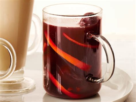 Christmas Cocktail Recipes: Celebrate Holiday Season With Festive ...