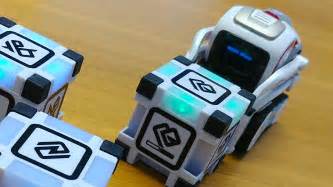 Cozmo: The palm-sized robot that’s like having a real-life Wall-E on your desk - Tech News Log