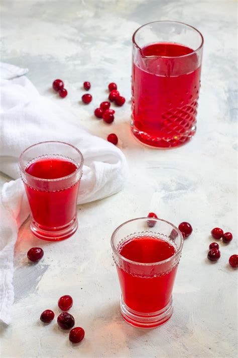 Homemade Cranberry Juice - Champagne Tastes®