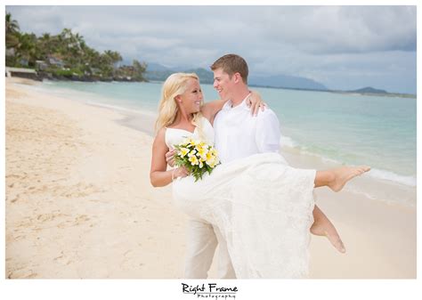 Hawaii Destination Wedding Makapuu Beach by RIGHT FRAME PHOTOGRAPHY