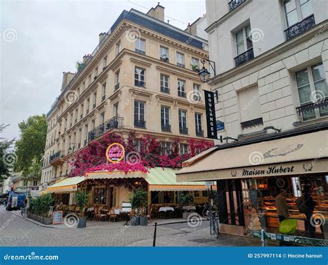 Chatelet Les Halles Districts Editorial Stock Image - Image of copy, plaza: 257997114