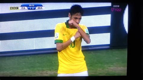 Neymar Dance Celebration - YouTube