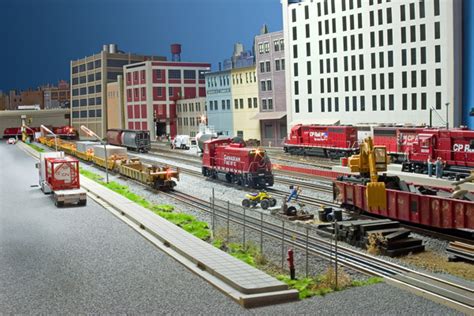 Z scale briefcase layout for sale, o scale trains canada, n scale amtrak train set, tyco ho trains