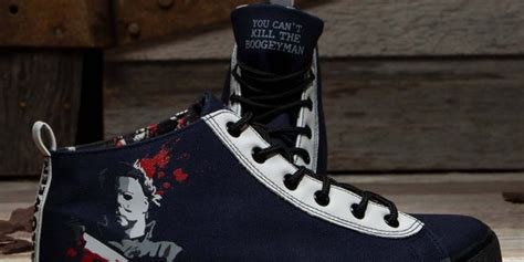 Walk In The Shoes of Michael Myers | Fun.com | HNN