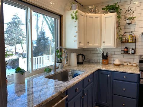 Man Made Quartz vs. Quartzite: Which Is The Right Countertop For You?