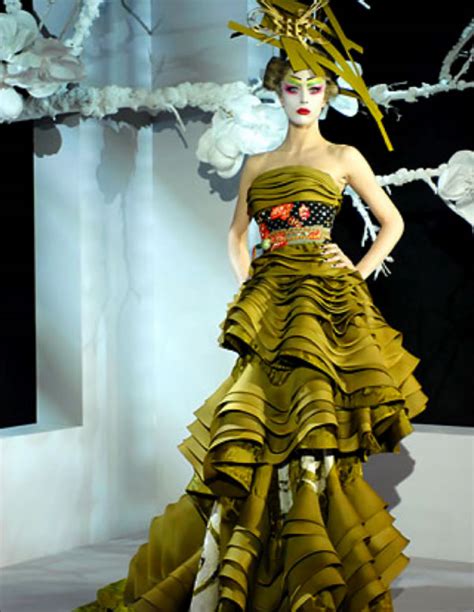 10 of Fashion’s Most Avant-Garde Designers – DesignerzCentral Blog