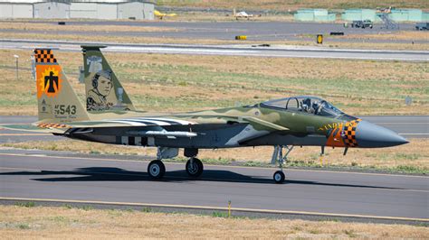 This Air Force F-15’s paint job honors hero who gave his parachute to ...