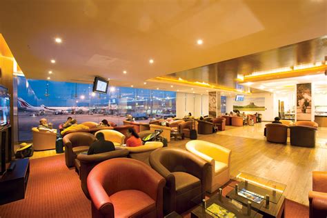 Lounge access - over 600 lounges , multi destination flights