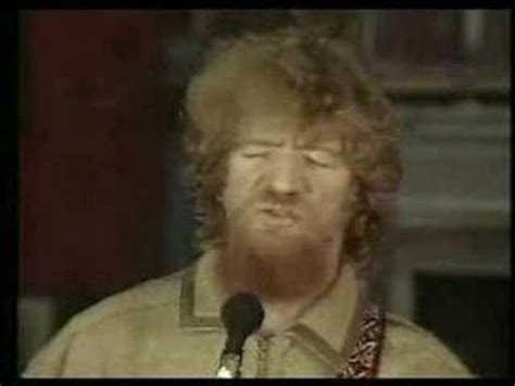 Luke Kelly The Night Visiting Song - YouTube