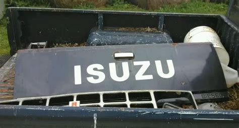 Buy Isuzu pup, diesel, Tailgate, 82-87 in Luray, Virginia, United States, for US $250.00