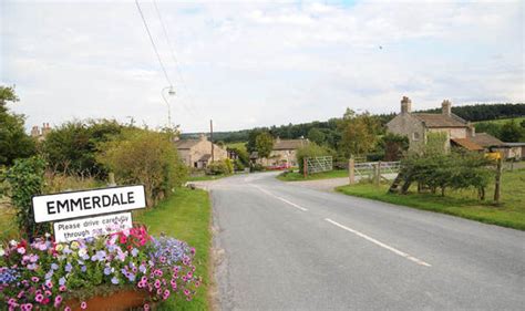 Emmerdale set tour gets the go ahead amid backlash from locals | TV ...