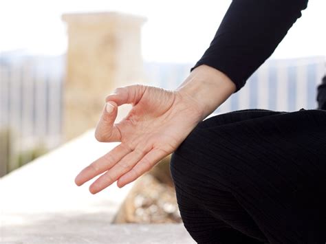 Gyan Mudra - How To Do Steps And Benefits | Styles At Life