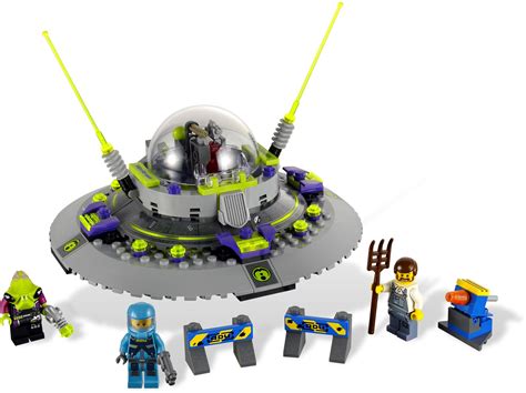 Space | Alien Conquest | Brickset: LEGO set guide and database