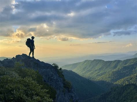 7 Of The Best Smoky Mountain Hiking Trails [Easy To Moderate]