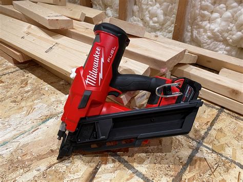 Milwaukee Cordless Framing Nailer Review - Tools in Action