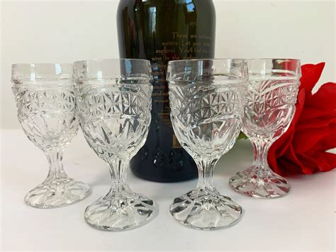 Set of 6 or 4 Vintage Cordial Glasses - Small Pressed Glass Retro Cordials with Ornate Design