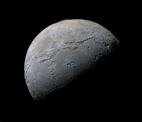 Best global view of Charon from New Horizons | Astronomy pictures ...