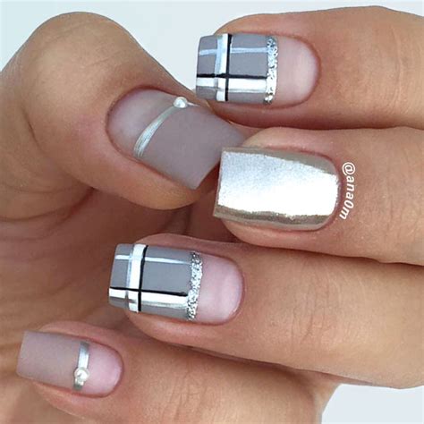 Taupe Color Nails To Fall In Love With | NailDesignsJournal.com