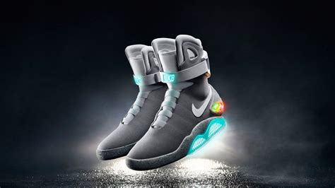 Nike is finally making the self-lacing shoes from Back To The Future ...