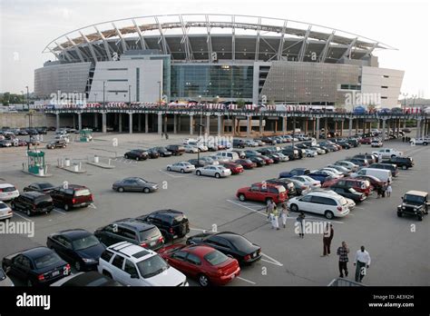 Stadium Parking Stock Photos & Stadium Parking Stock Images - Alamy