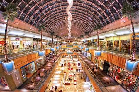 The Galleria - Dallas, TX | The camera came along for a Frid… | Flickr