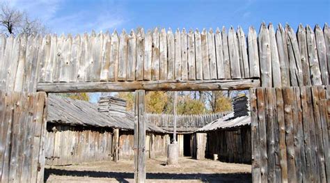 Lewis & Clark’s Fort Mandan, North Dakota – Legends of America