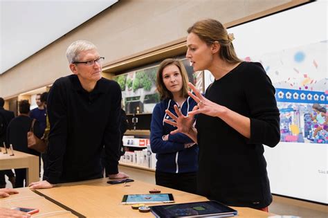 Tim Cook Says Apple Products 'Change the World' and Aren't Priced Just 'For the Rich' : r/apple