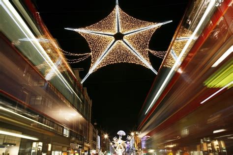 London: Christmas Lights Bus Tour