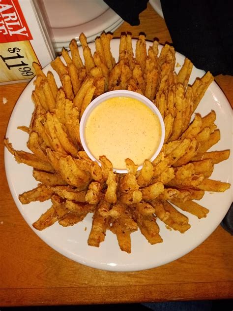 Cactus Blossom at Texas Roadhouse : r/snacking