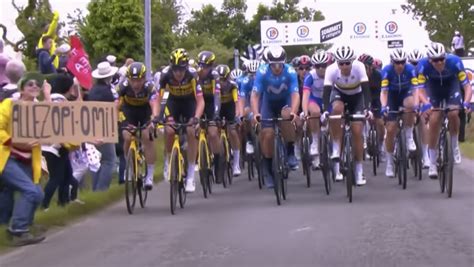 A Spectator Single-Handledly Causes Massive Pile Up at Tour de France ...