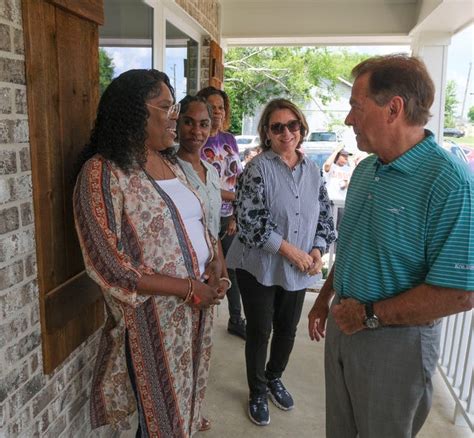 PHOTOS: Nick and Terry Saban Help Dedicate the Sugar House