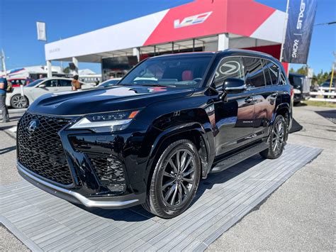 Photo Gallery: The Lexus LX 600 F SPORT in Black | Lexus Enthusiast