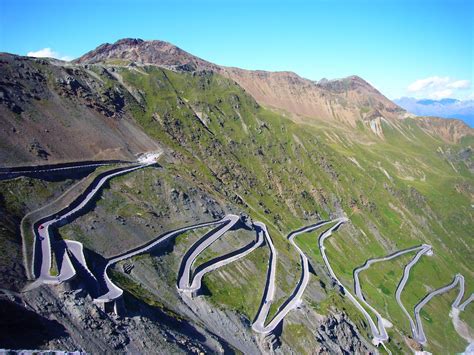 Col du Stelvio: itinéraire en motocyclette - Roadsitalia