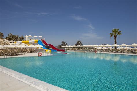 St Elias Resort****plus Protaras by Louis Hotels | The Carob Pool