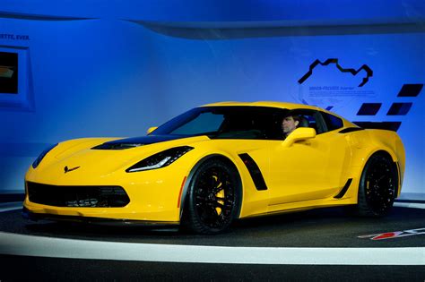 In the Z06, More Sting for Stingray - The New York Times