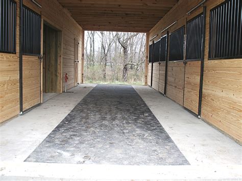 Barn Center Aisle with Stall Mats