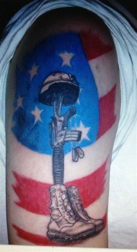 Military rifle, boots, helmet; American flag. Fallen soldiers | Tattoos ...