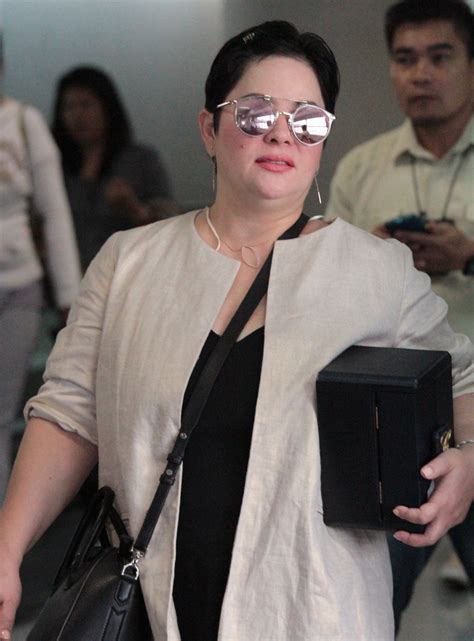 IN PHOTOS: Jaclyn Jose arrives in Manila after Cannes victory