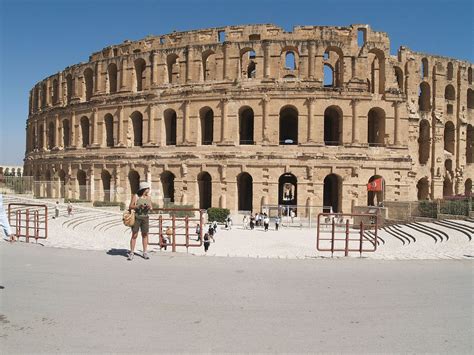 Amphitheatre of El Jem - Wikipedia