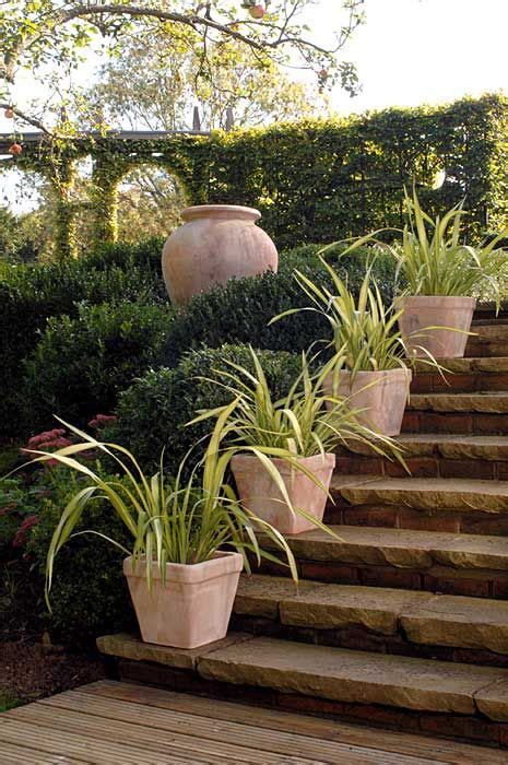 Square shaped terracotta garden pots Terracota Pots, Terracotta Planter ...