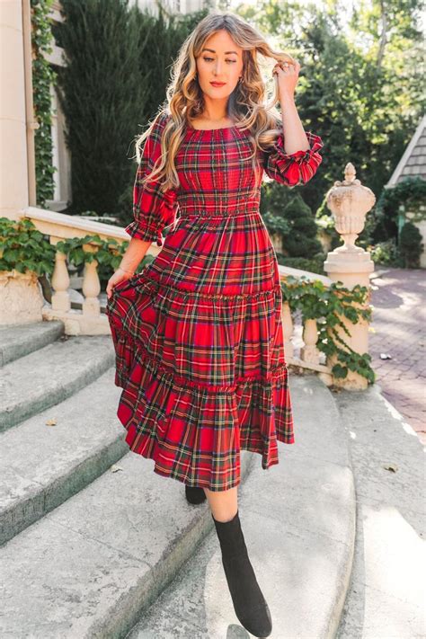 Madeline Dress in Holiday Plaid – Ivy City Co | Christmas outfit, Christmas dress women, Plaid ...