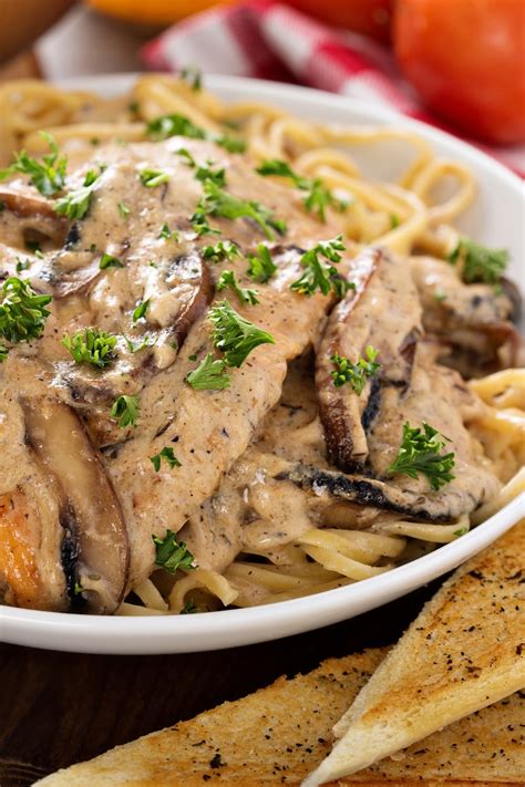 Olive Garden Chicken Marsala (Copycat Recipe) - Insanely Good