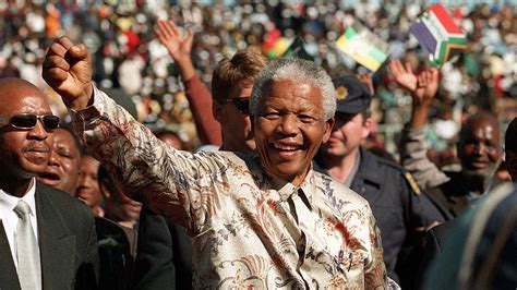 Nelson Mandela, rights activist, dies