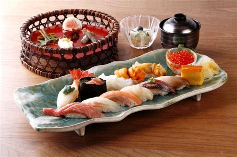 Ginza Sushi Restaurant Guide: 8 Sumptuous Seafood Treasures | SAVOR ...